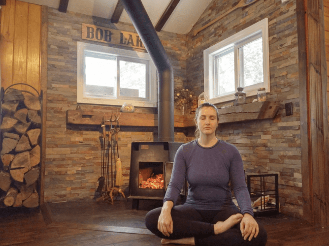 I Tried Different Types of Meditation Every Day This Week. This Is What I Learned