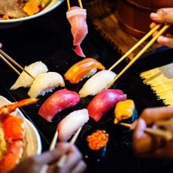 Never Eat Alone, Expanded and Updated by Keith Ferrazzi